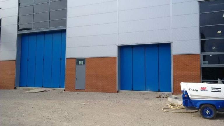 Rollashield Industrial Insulated Folding Doors Tekta Uk 2703