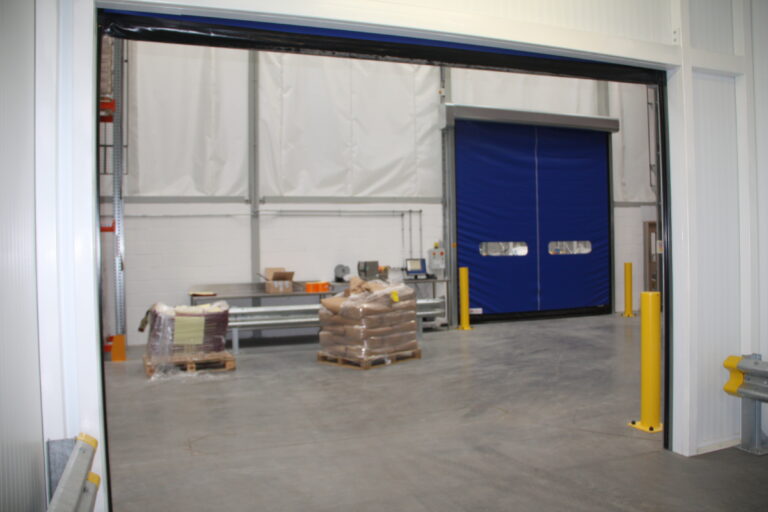 tekta roller door